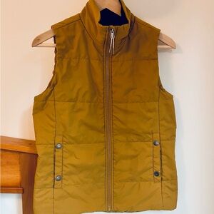 Vuori Mustard Puffer Vest